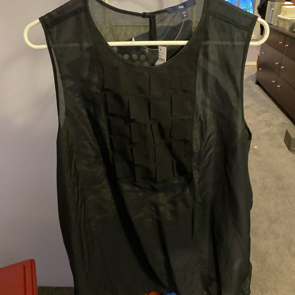 Brand New Gap Shirt